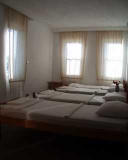 Standard four bed room (family room)