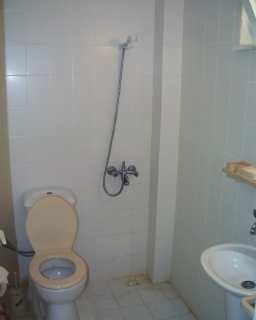 Typical on suit bathroom